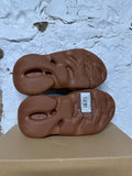 Yeezy Foam Runner Clay Red Sz 7 DS