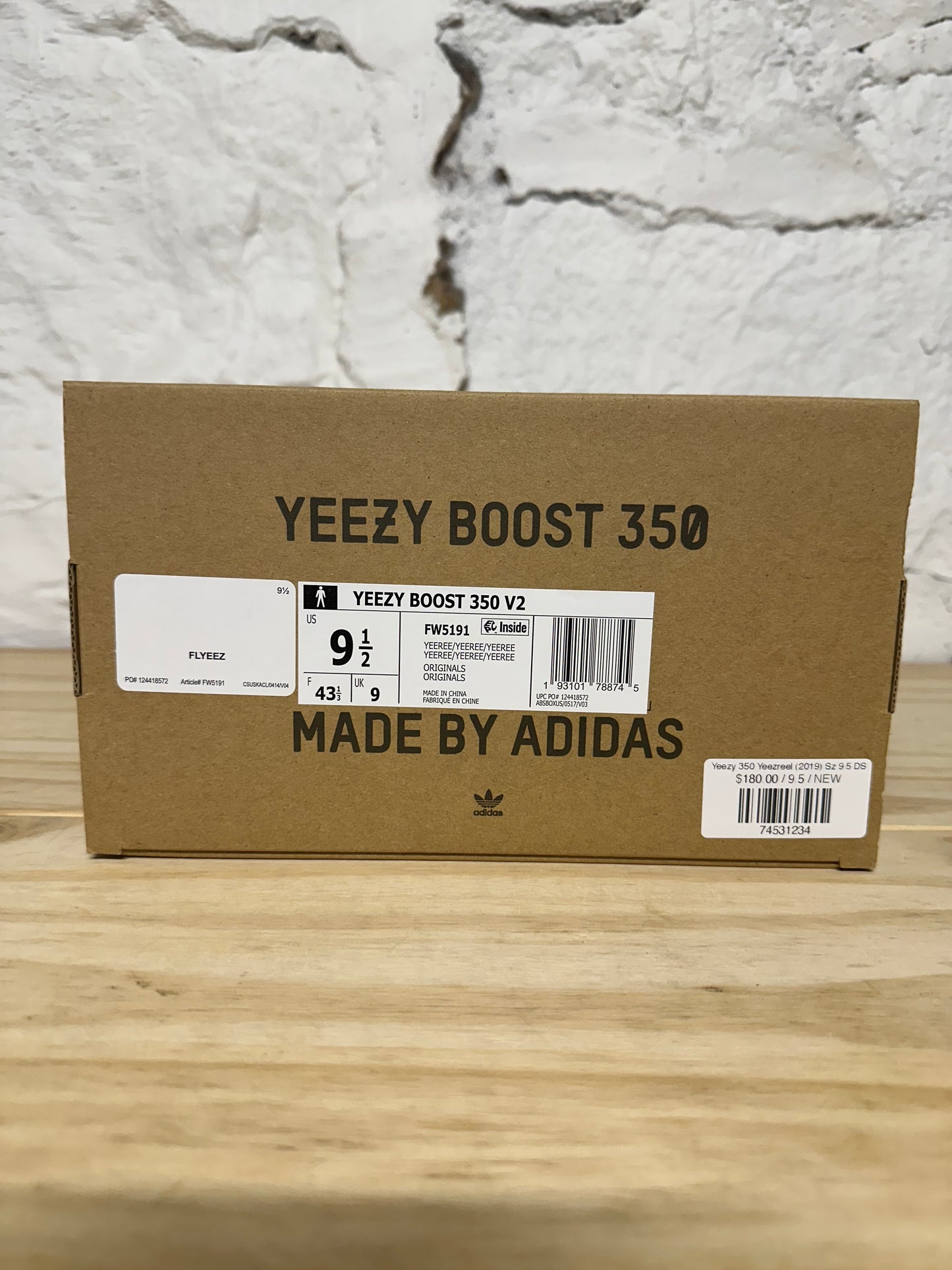Yeezy 350 V2 Yeezreel (2019) Sz 9.5 DS