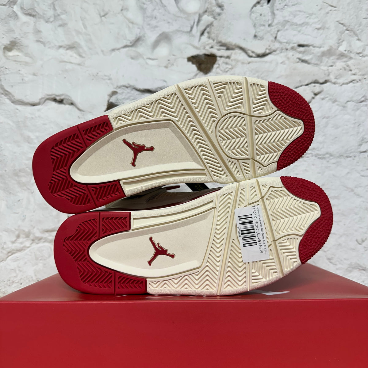 Air Jordan 4 Valentines Day Sierra Red Sz 7 (8.5W) DS