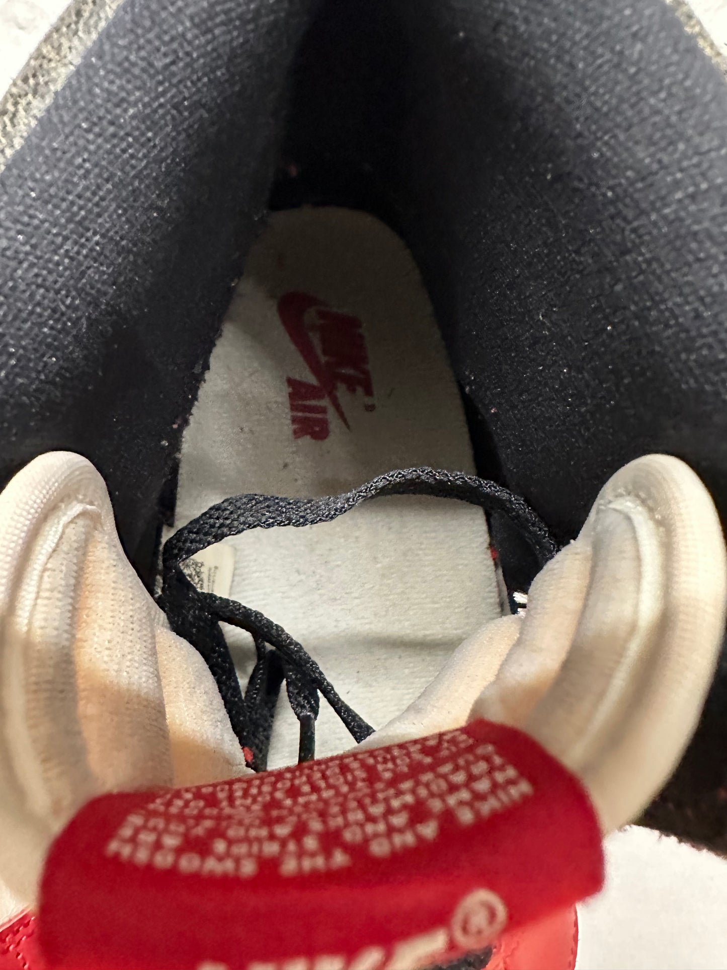 Air Jordan 1 High Chicago Lost And Found Sz 11