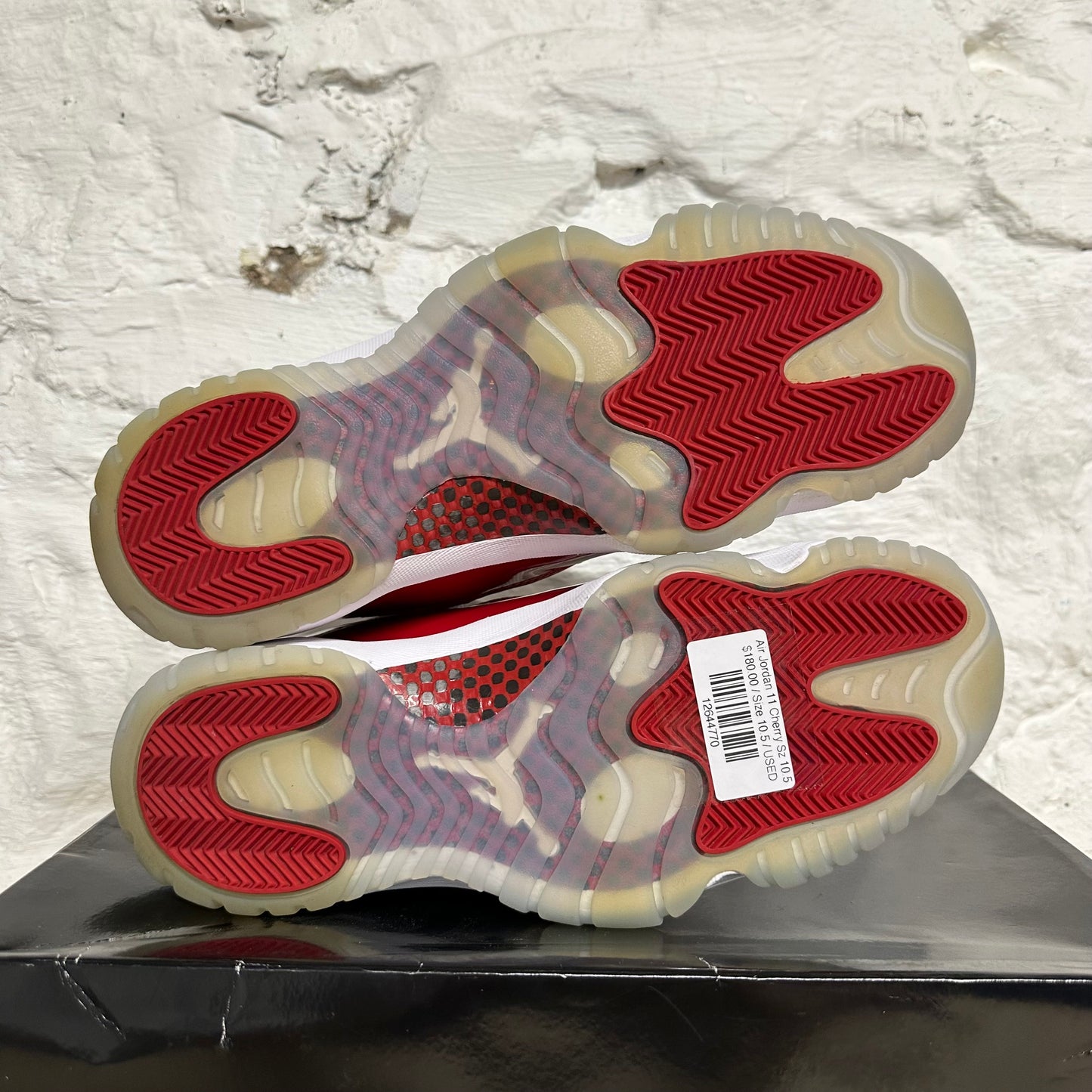 Air Jordan 11 High Cherry Sz 10.5