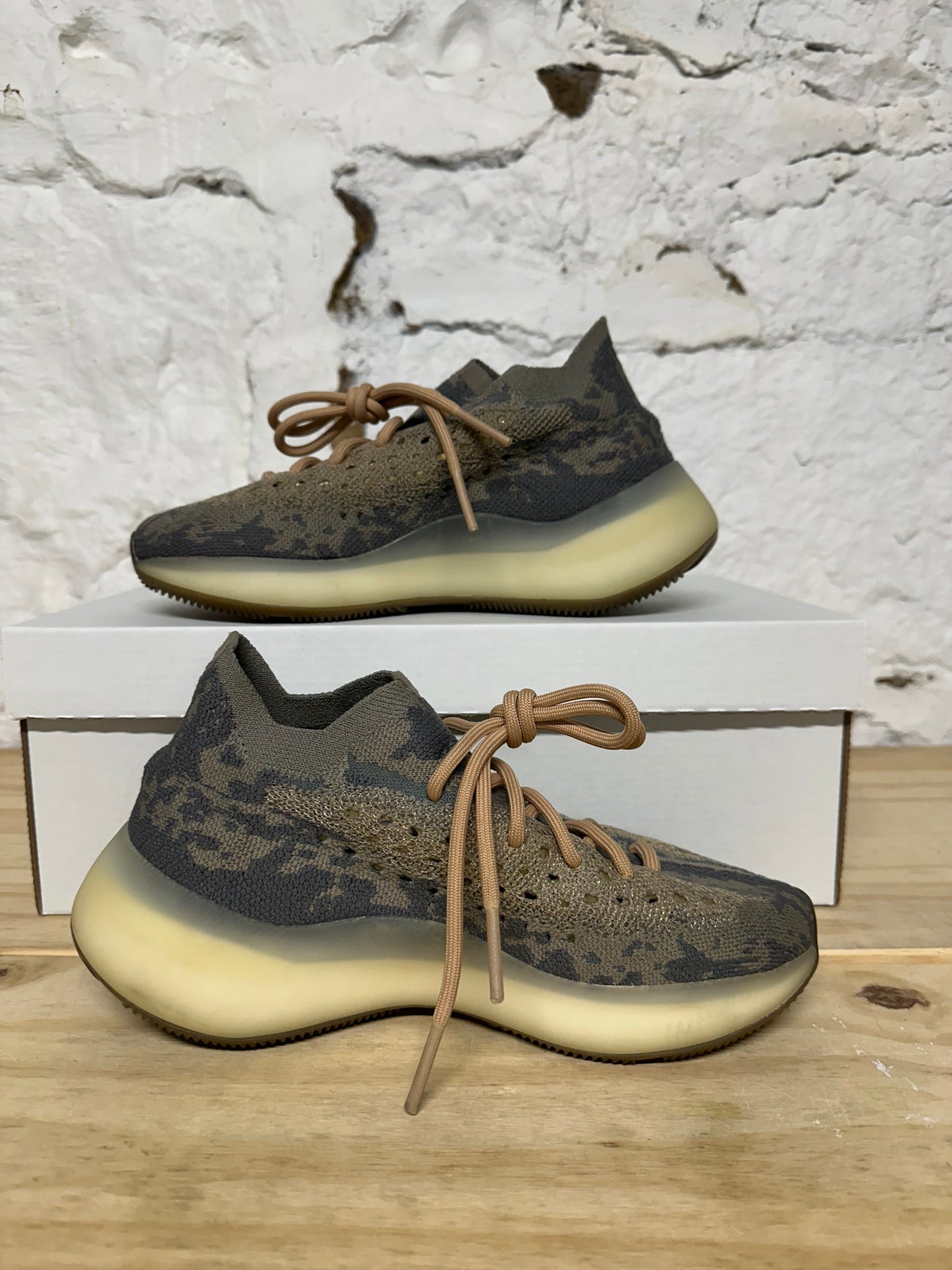 Yeezy 380 Mist Sz 5
