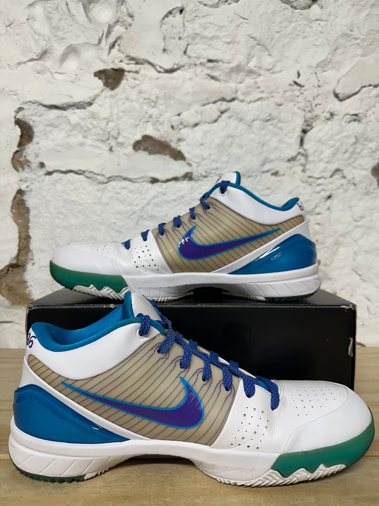 Nike Kobe 4 Draft Day Hornets Sz 10.5