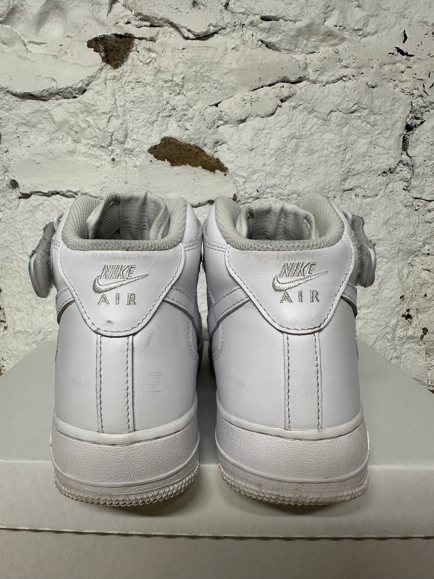 Nike Air Force 1 Mid Triple White Sz 8.5