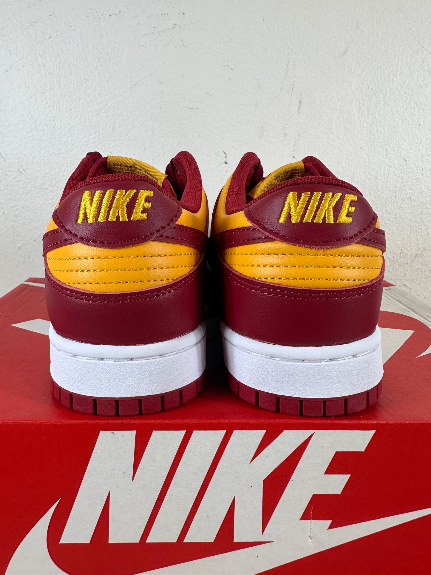 Nike Dunk Low Midas Gold Sz 9.5