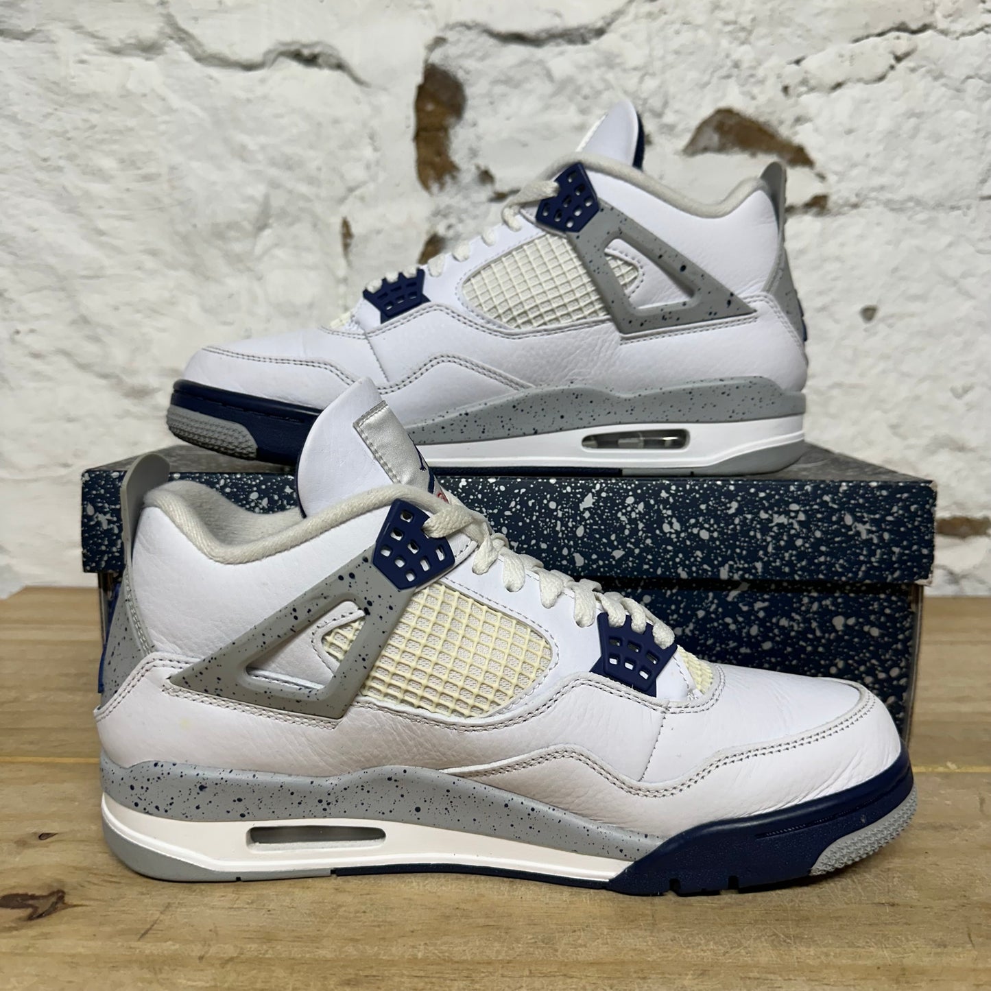 Air Jordan 4 Midnight Navy Sz 9.5
