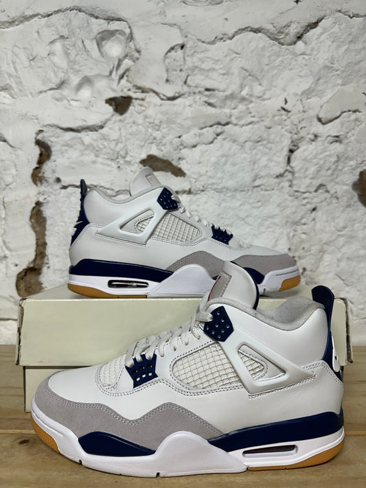 Air Jordan 4 SB Navy Sz 9.5