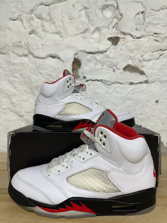 Air Jordan 5 Fire Red Silver Tongue (2020) Sz 9