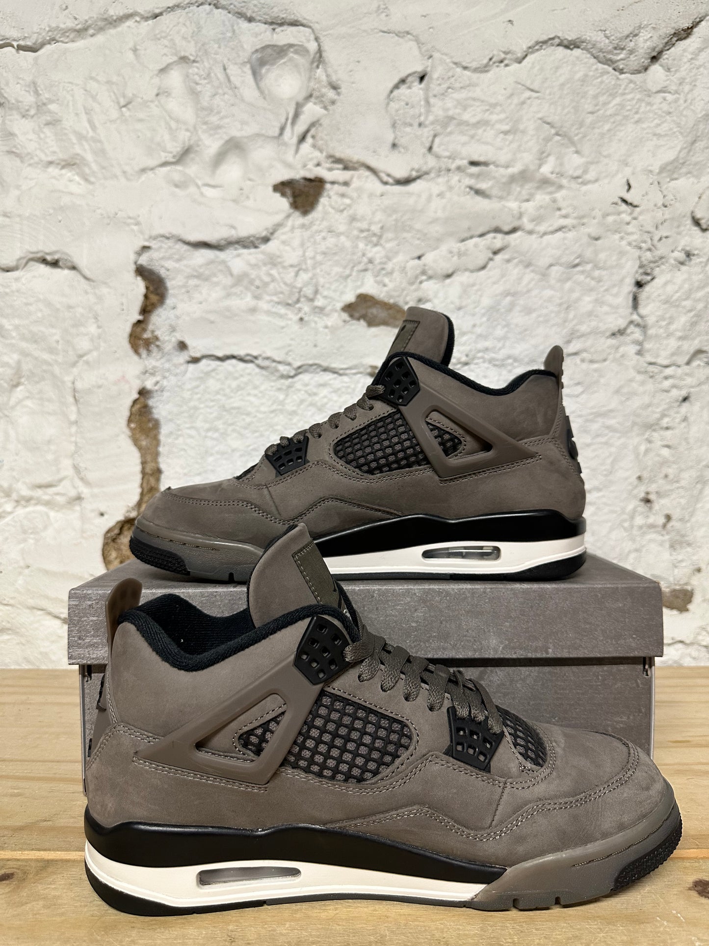 Air Jordan 4 Cave Stone Sz 8.5