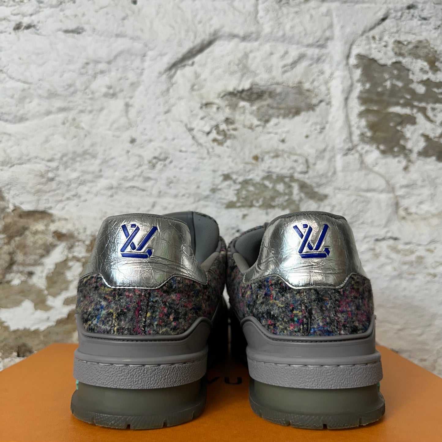 Louis Vuitton Gray Multicolor Trainer Sneaker Sz 10.5 (9LV)