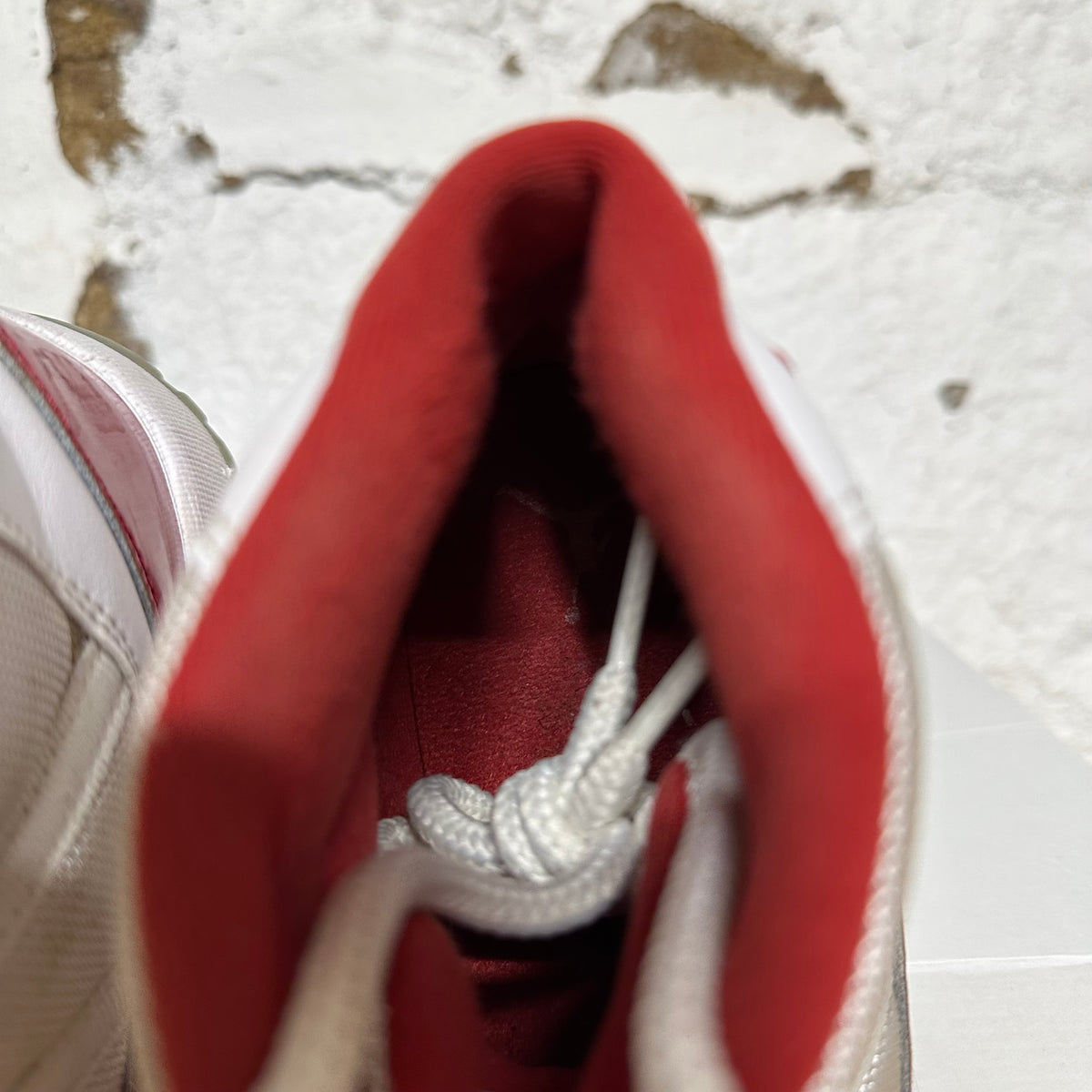 Air Jordan 11 High Cherry (2022) Sz 5.5Y
