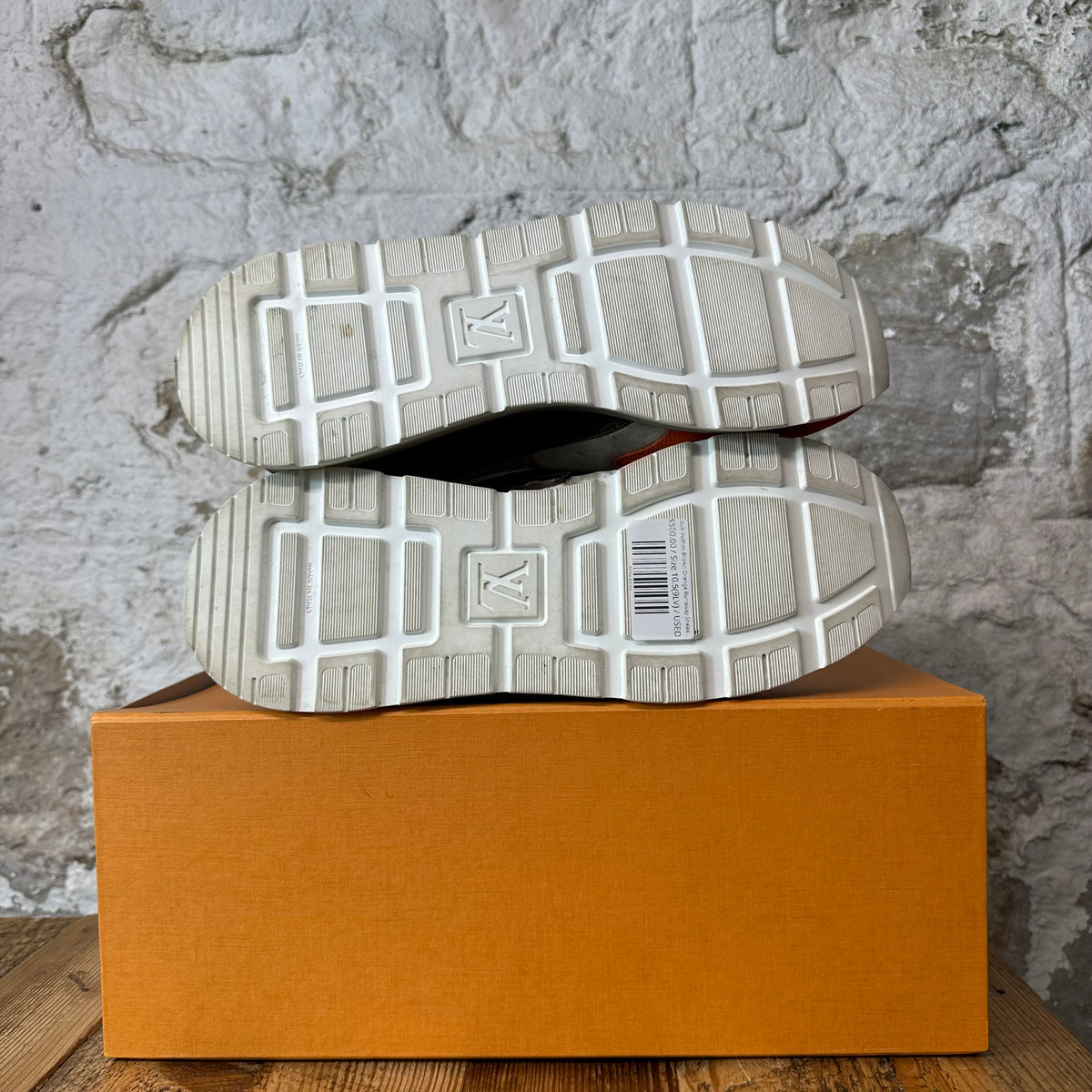 Louis Vuitton Brown Orange Runaway Sneaker Sz 10.5 (9LV)