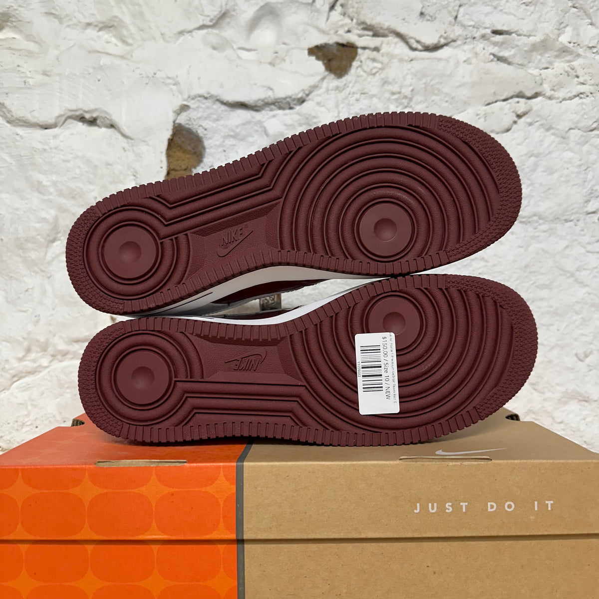Nike Air Force 1 Premium LeBron Team Red Sz 10 DS