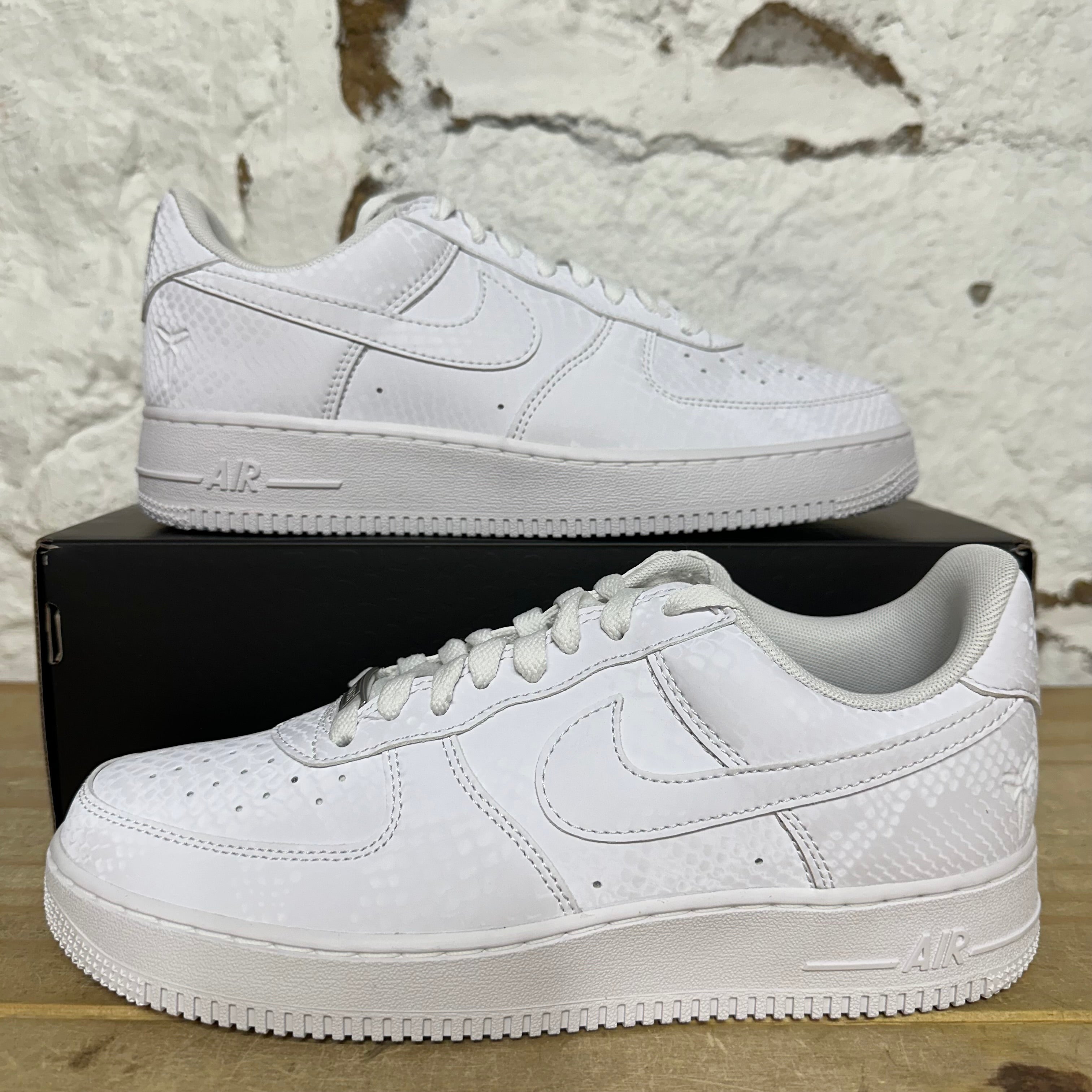 Nike Air Force 1 Low Kobe Bryant Forever White Sz 8.5 DS