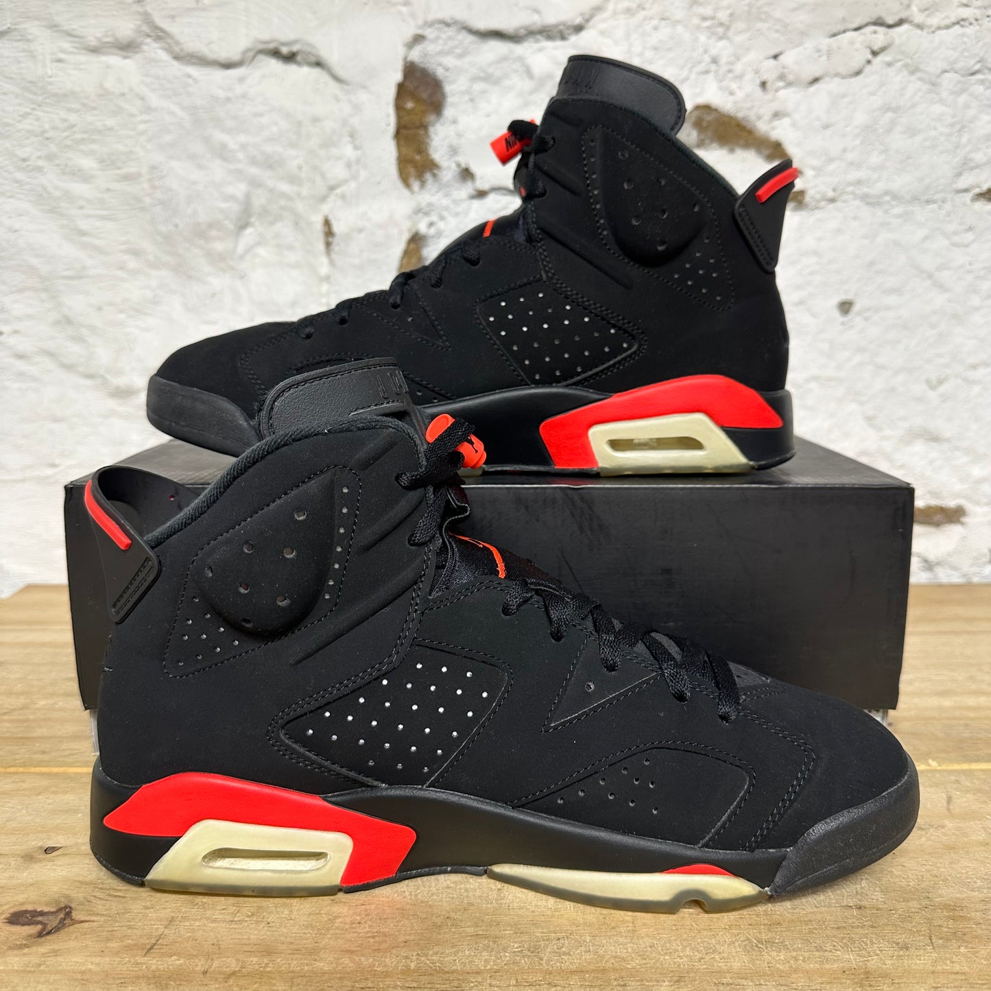 Air Jordan 6 Infrared (2019) Sz 11