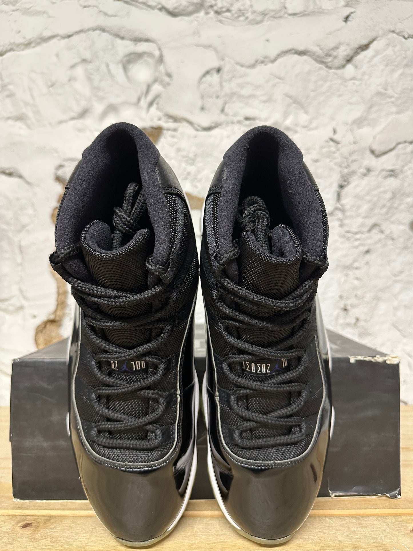 Air Jordan 11 Space Jam Sz 12