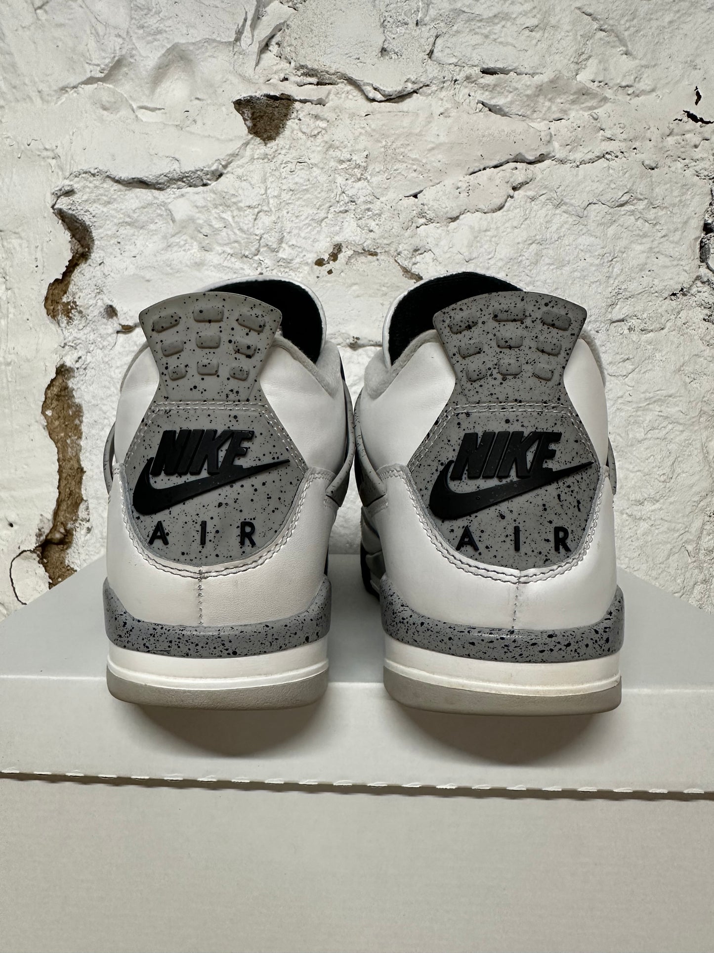 Air Jordan 4 White Cement (2025) Sz 8.5