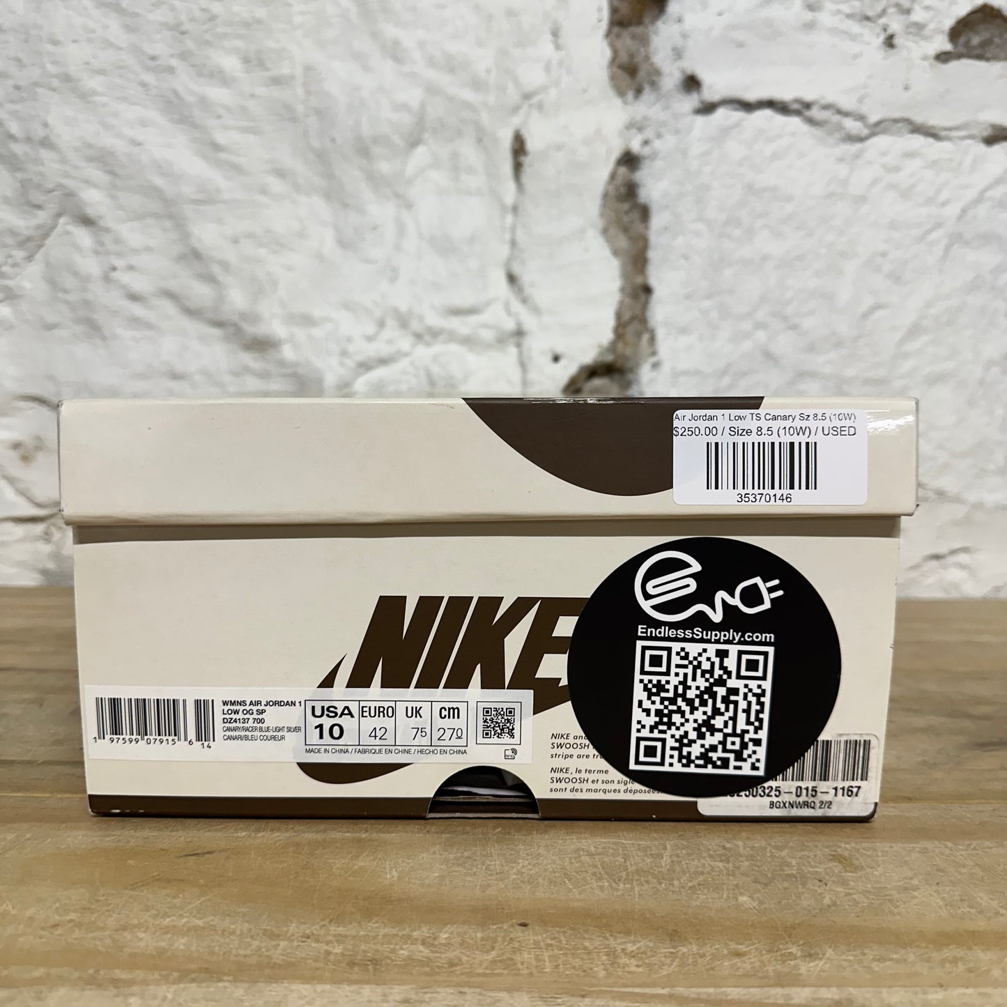Air Jordan 1 Low Travis Scott Canary Sz 8.5 (10W)