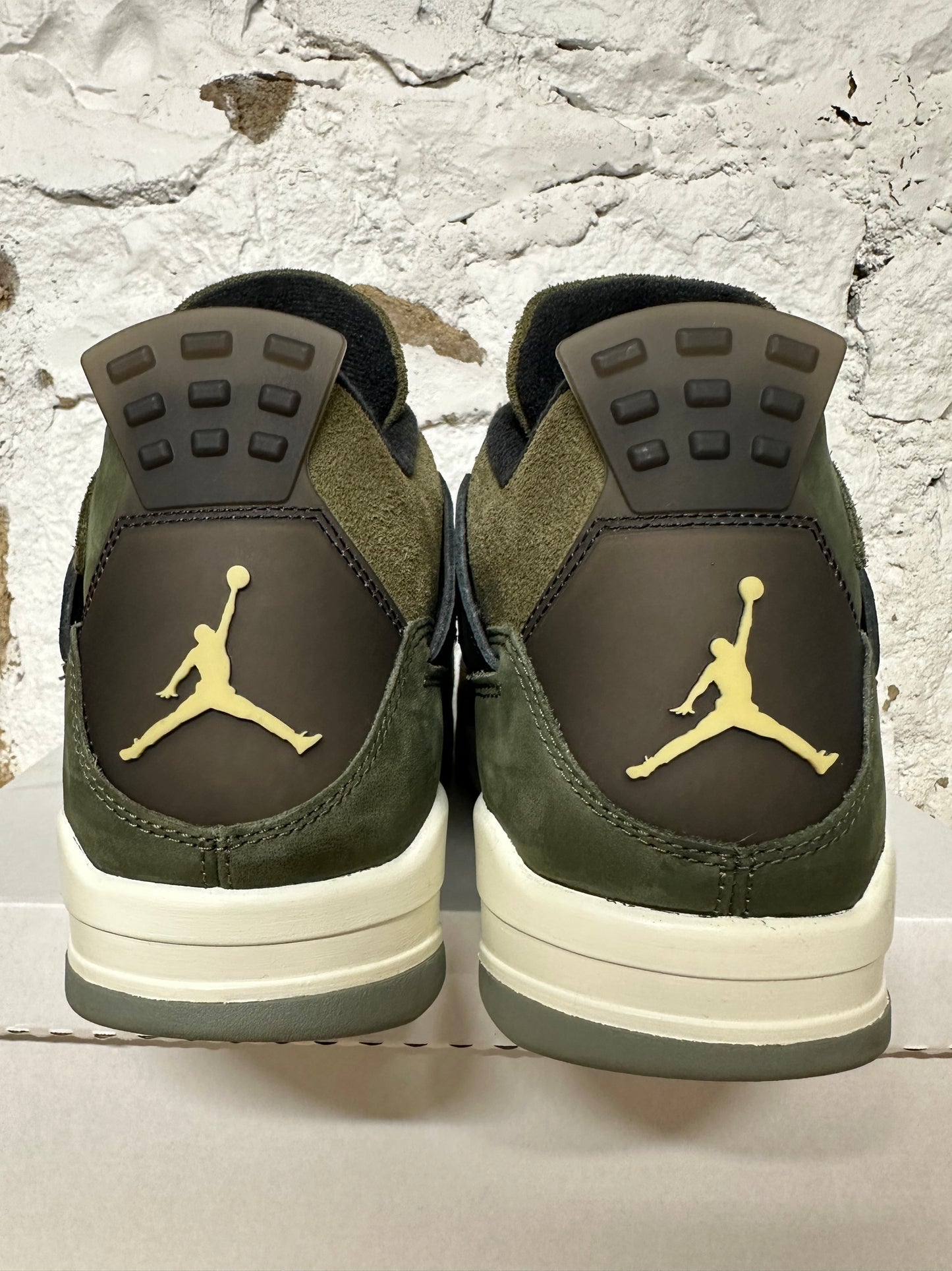 Air Jordan 4 Craft Olive Sz 13