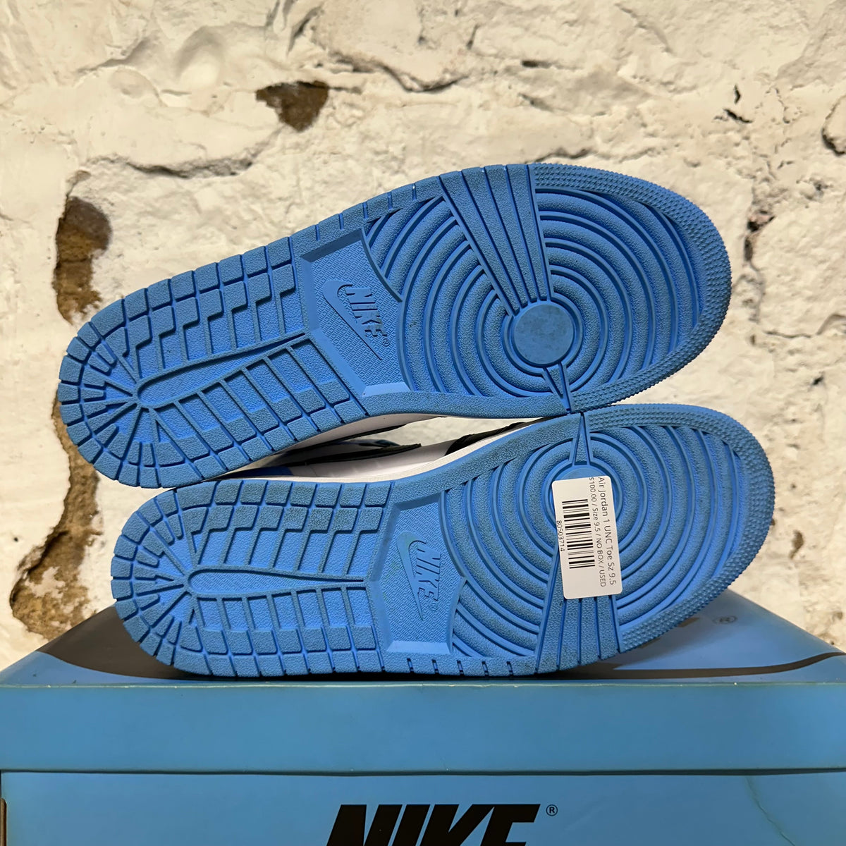Air Jordan 1 High UNC Toe Sz 9.5