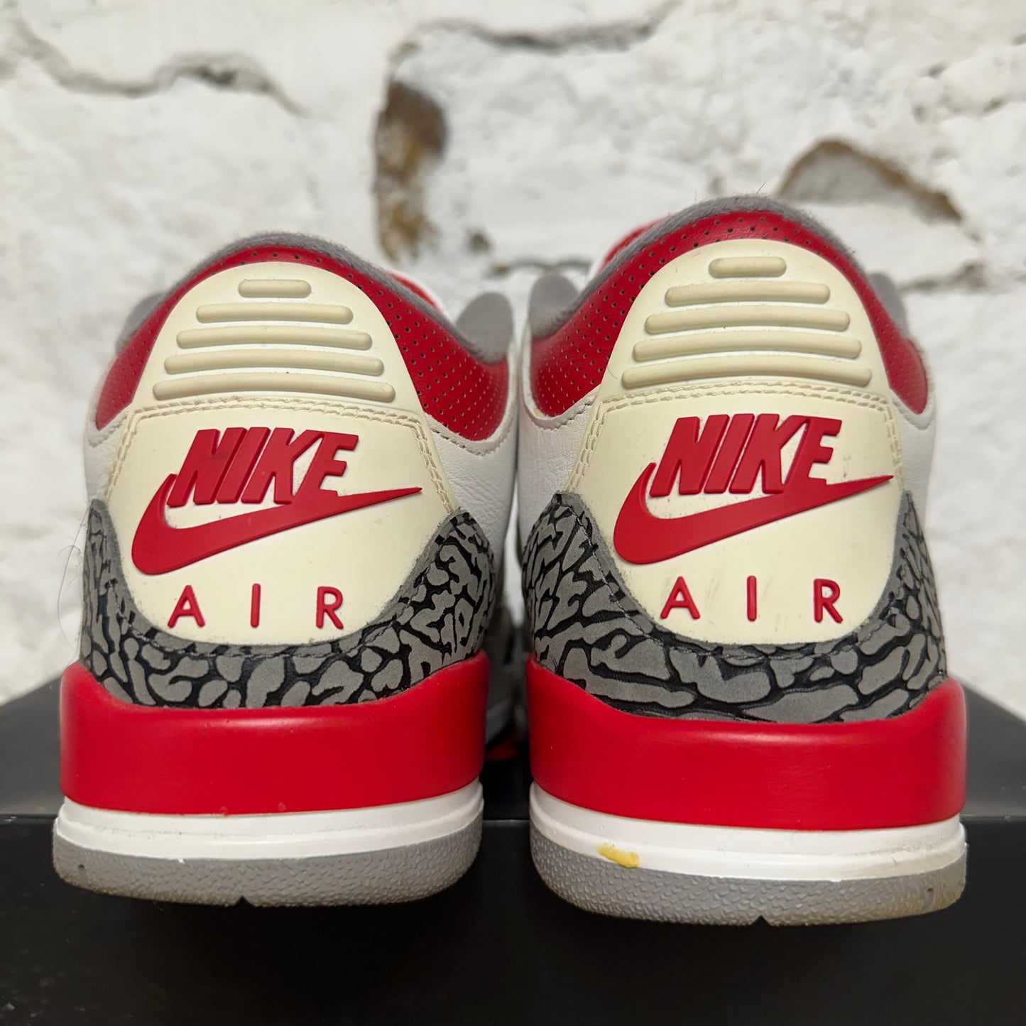 Air Jordan 3 Fire Red (2022) Sz 8.5