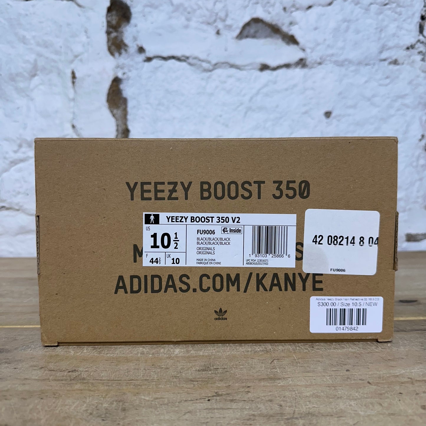 Adidas Yeezy Black Non Reflective Sz 10.5 DS