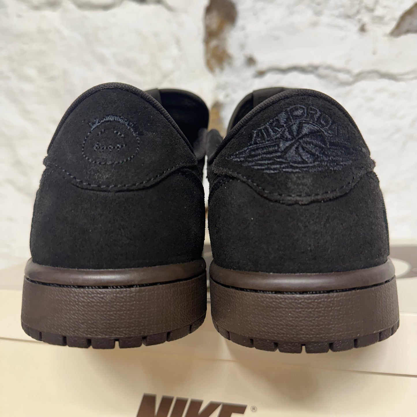 Air Jordan 1 Low Travis Scott Velvet Sz 8.5 DS