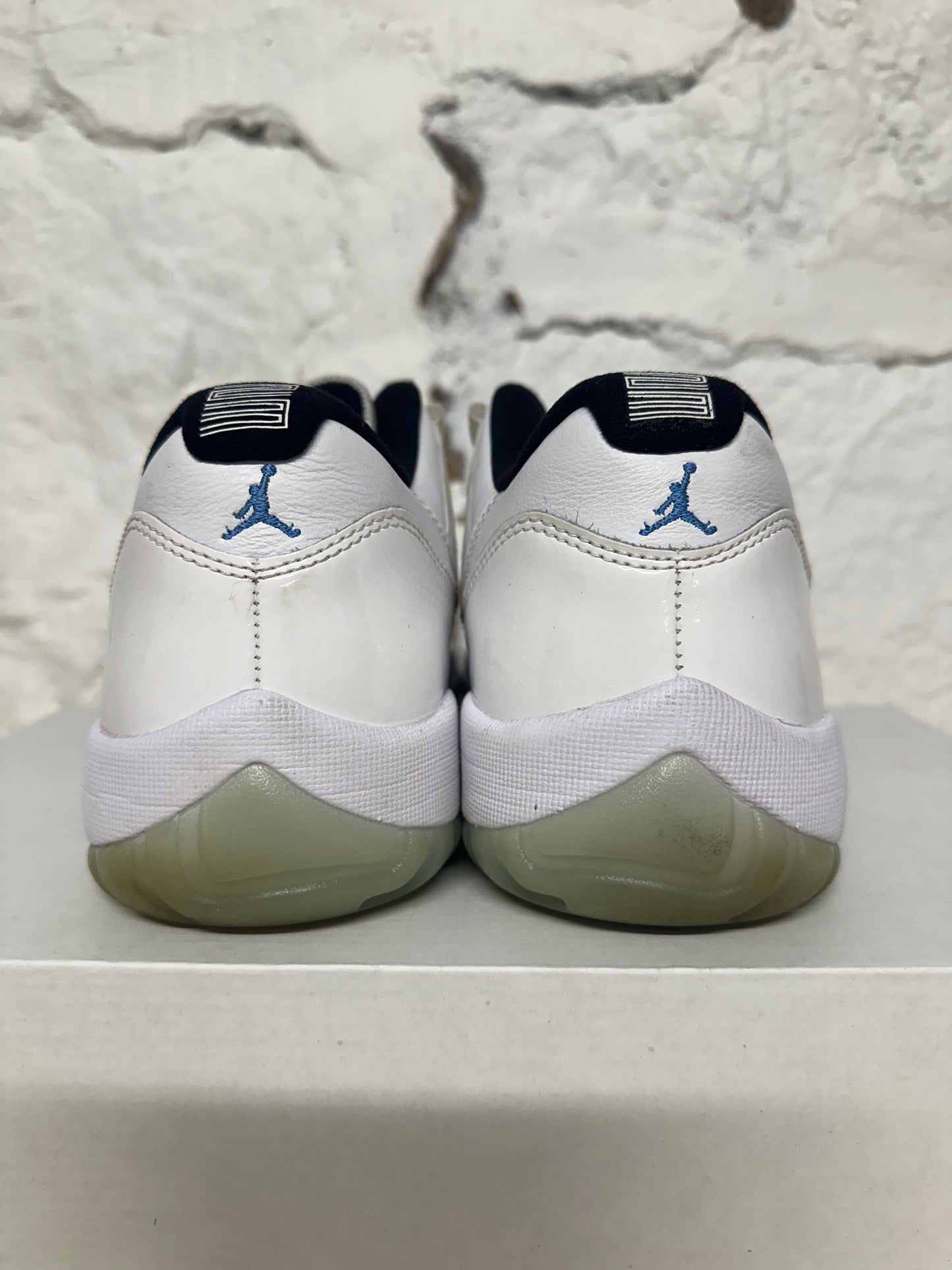 Air Jordan 11 Low Legend Blue Sz 9.5