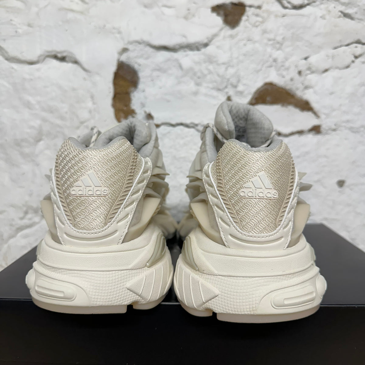Adidas Pharrell Jellyfish White Sz 8.5 DS