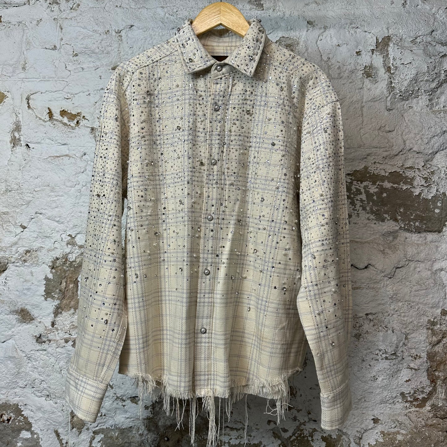 Birth Of Royal Child Diamond Pearl Button Up Cream Sz L