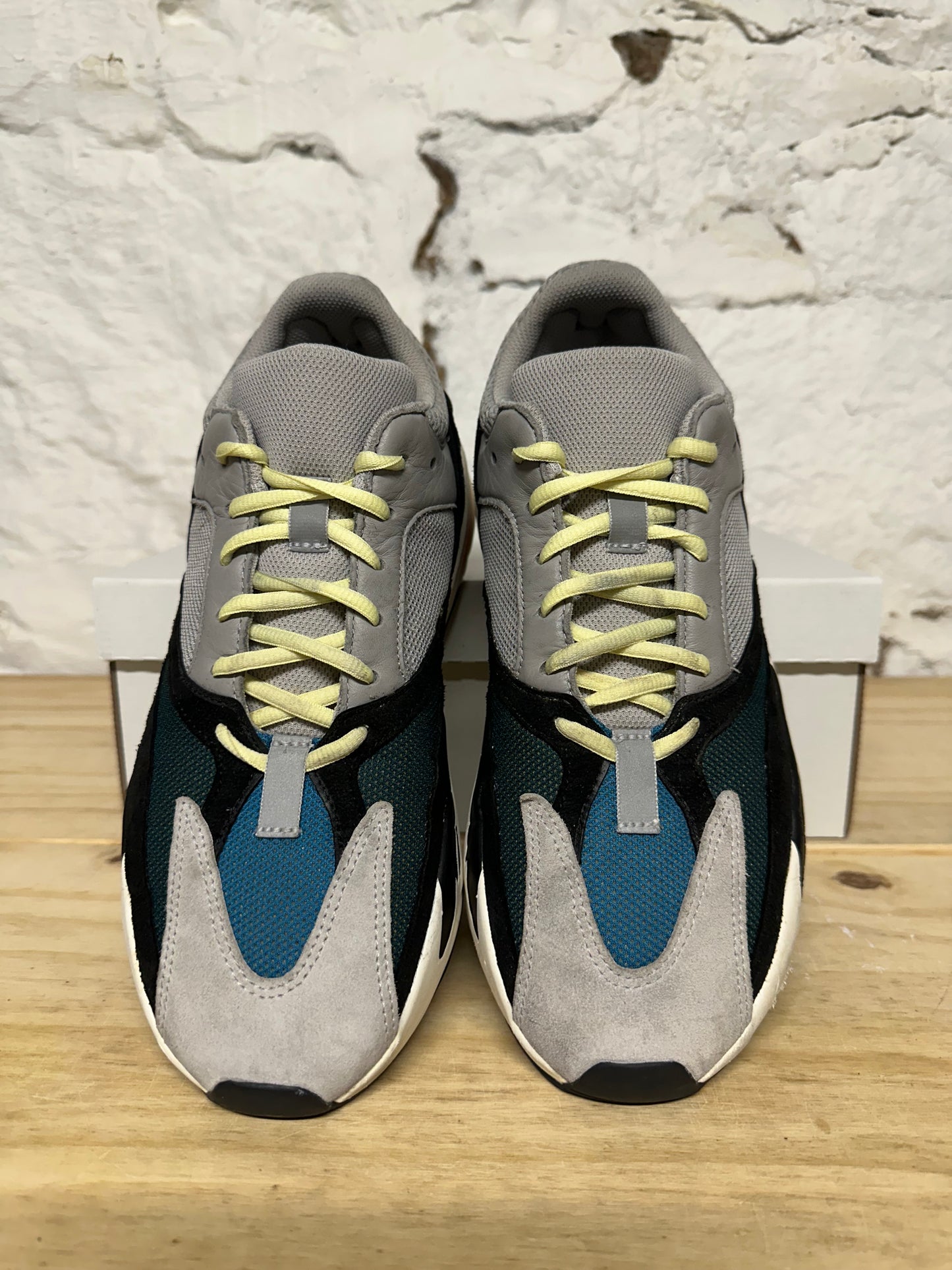 Yeezy 700 Wave Runner Sz 10.5