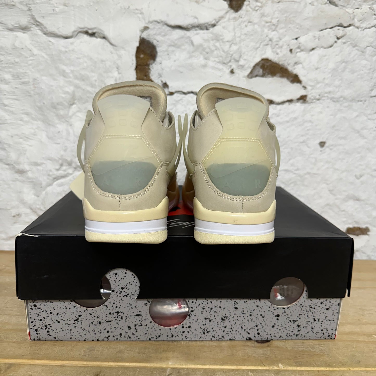 Air Jordan 4 Off-White Sail Sz 9.5 (11W) DS