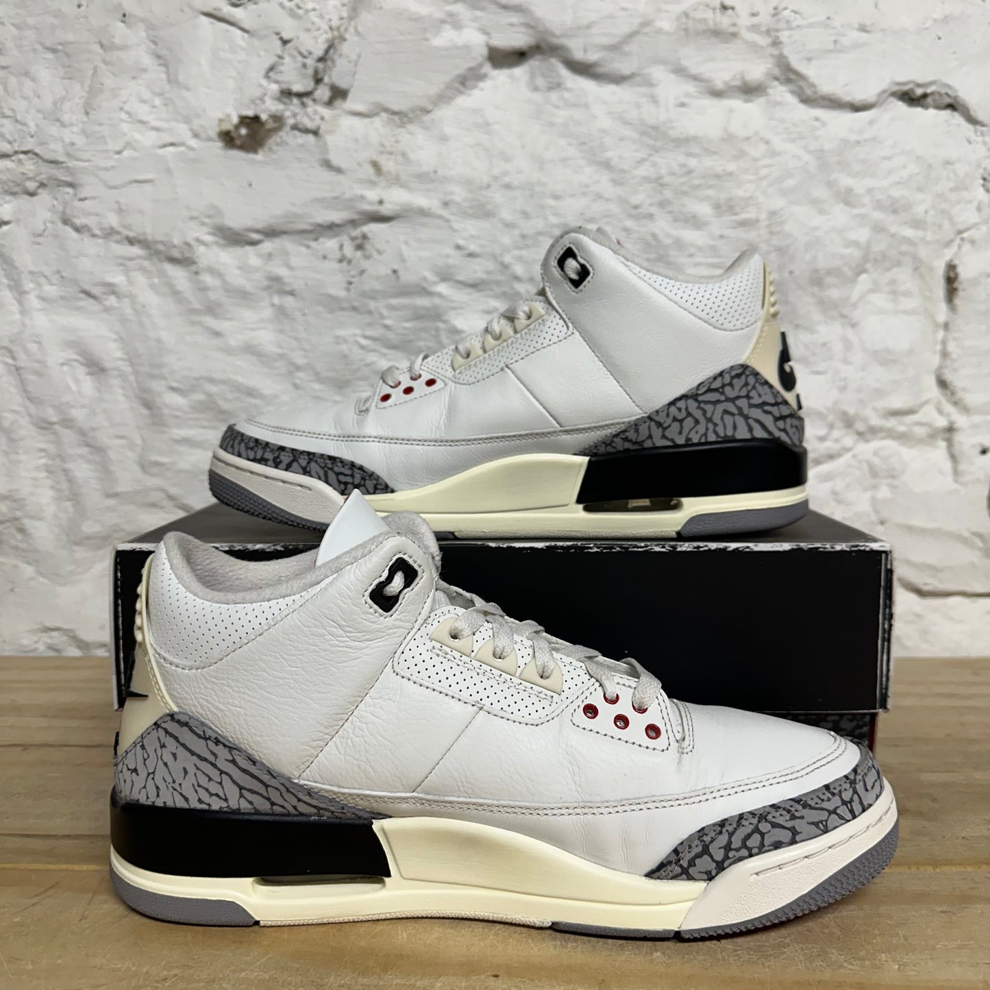 Air Jordan 3 White Cement Reimagined Sz 10