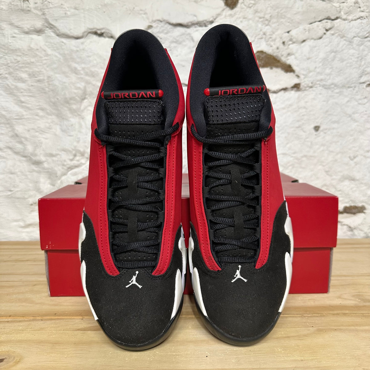 Air Jordan 14 Gym Red Toro Sz 11.5