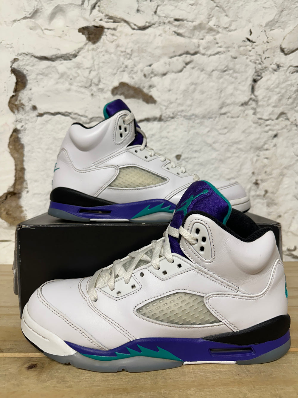 Air Jordan 5 Grape Sz 7Y