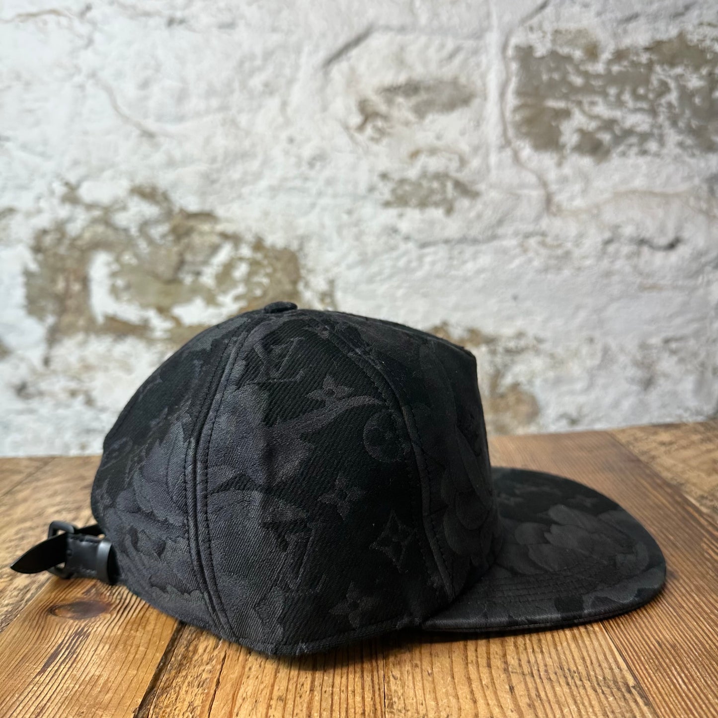 Louis Vuitton Black Grey Floral Monogram Hat Sz M