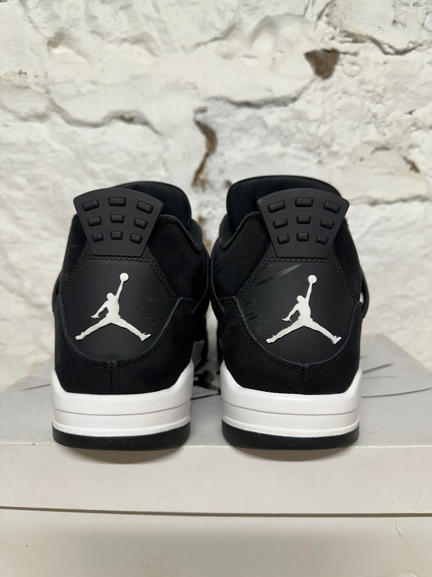 Air Jordan 4 White Thunder Sz 10