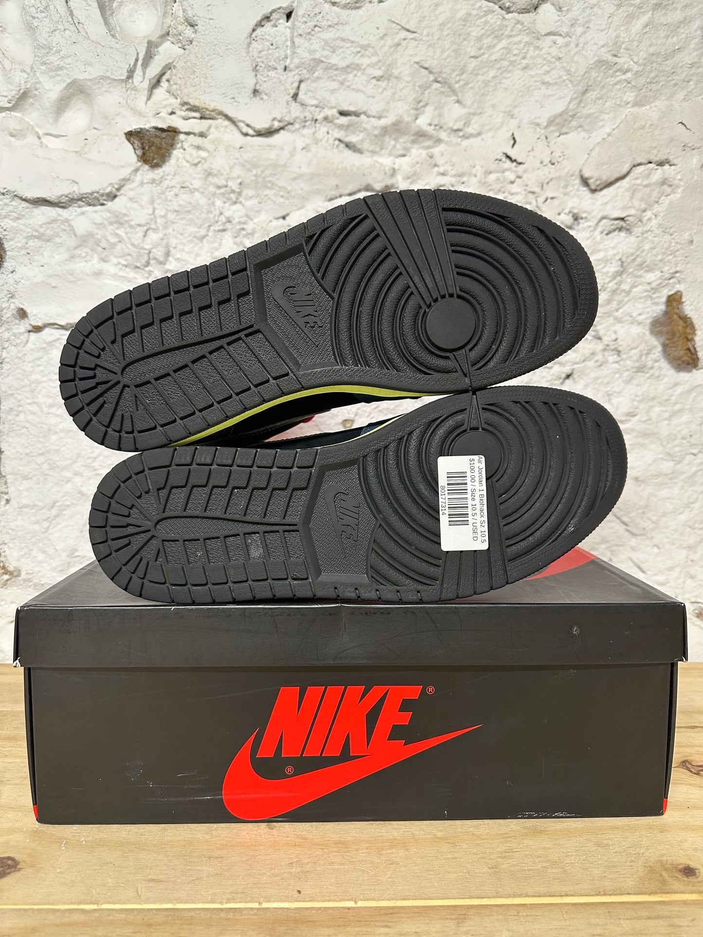 Air Jordan 1 Biohack Sz 10.5