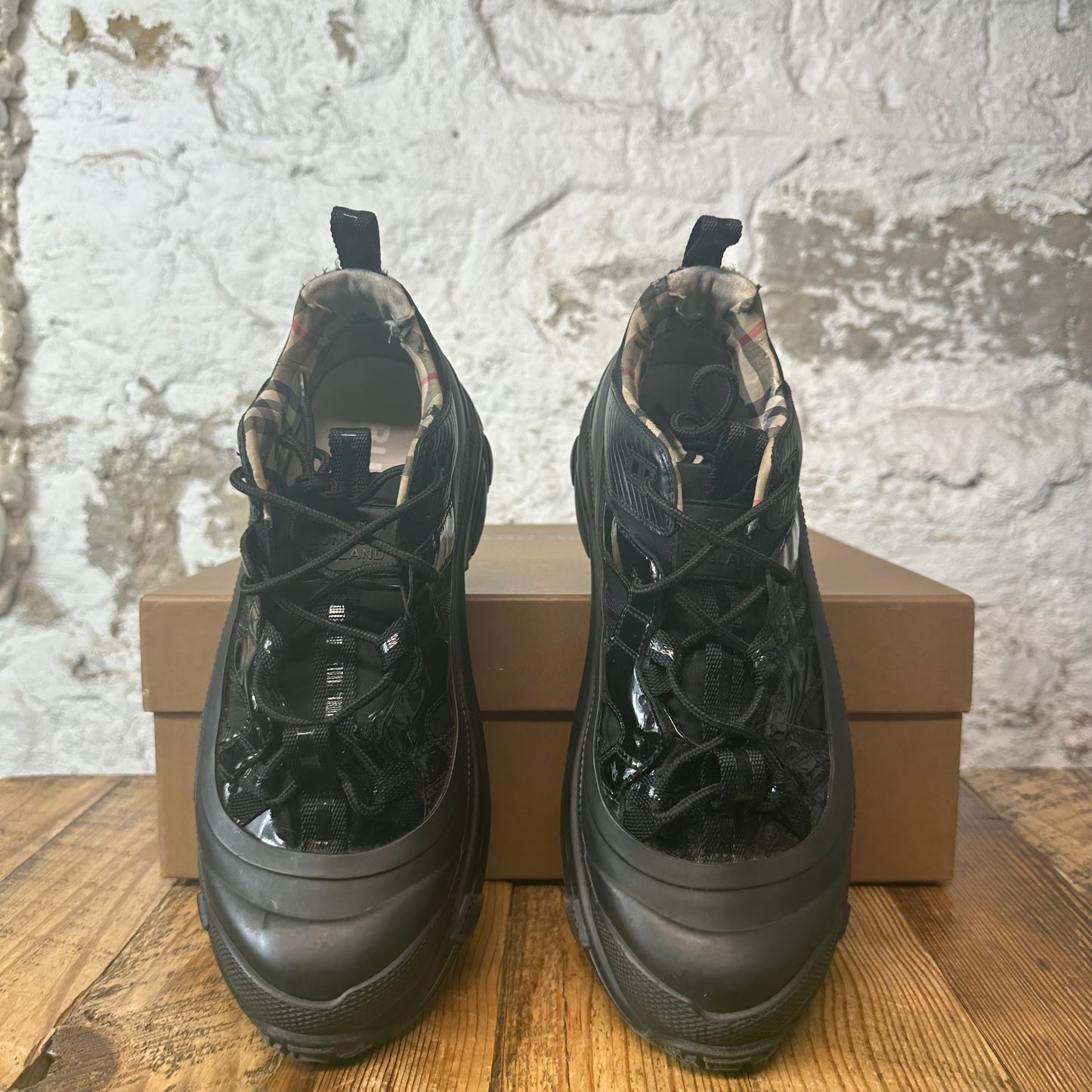 Burberry Arthur Triple Black Sneaker Sz 9 (42)
