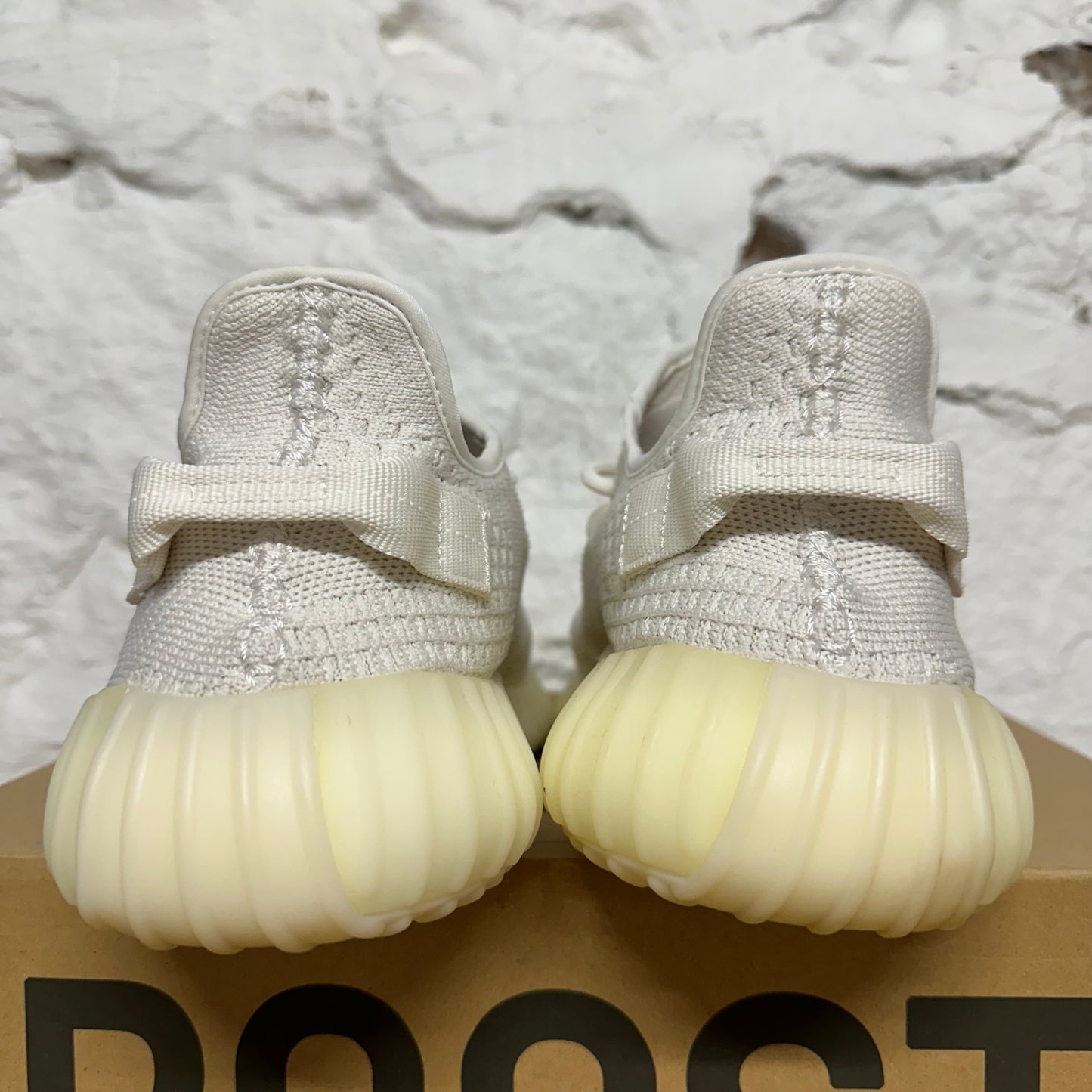 Yeezy 350 V2 Bone Sz 13