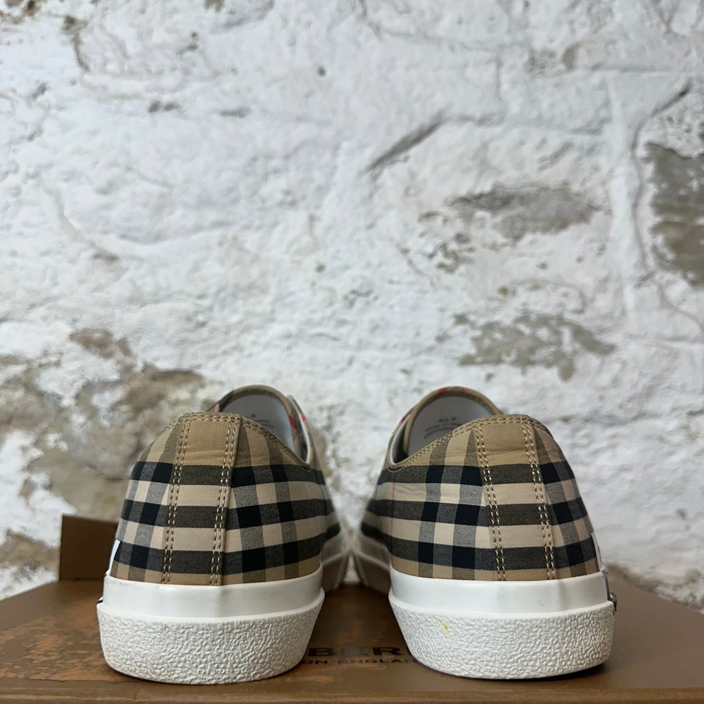 Burberry Spellout Plaid White Larkhall Sneaker Sz 10.5 (43.5)