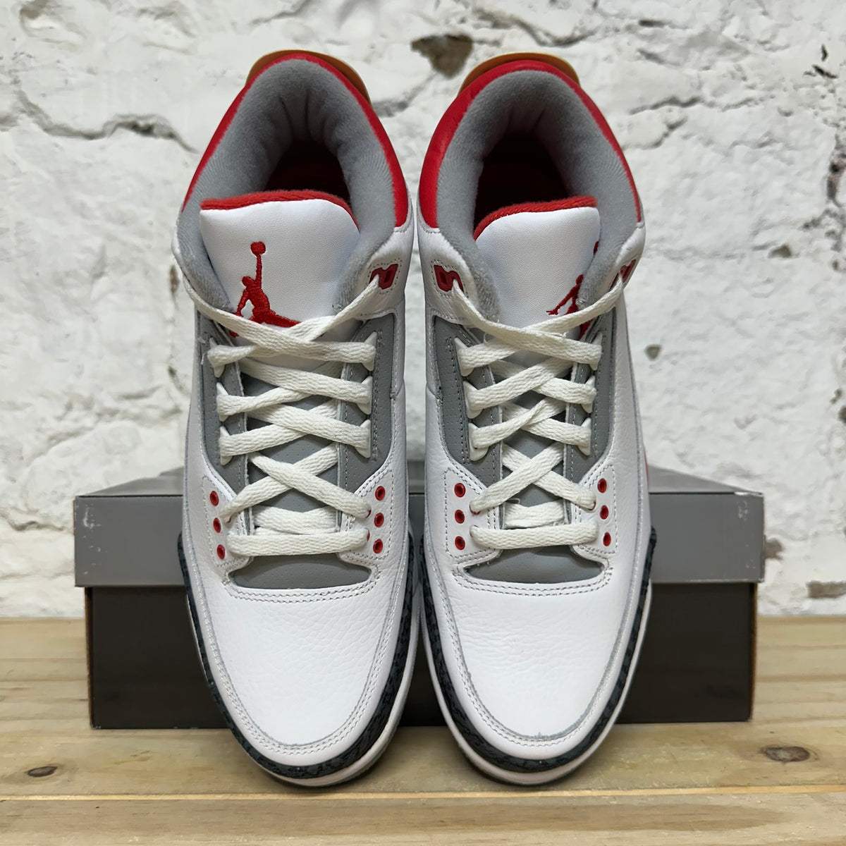 Air Jordan 3 Fire Red (2007) Sz 10 DS