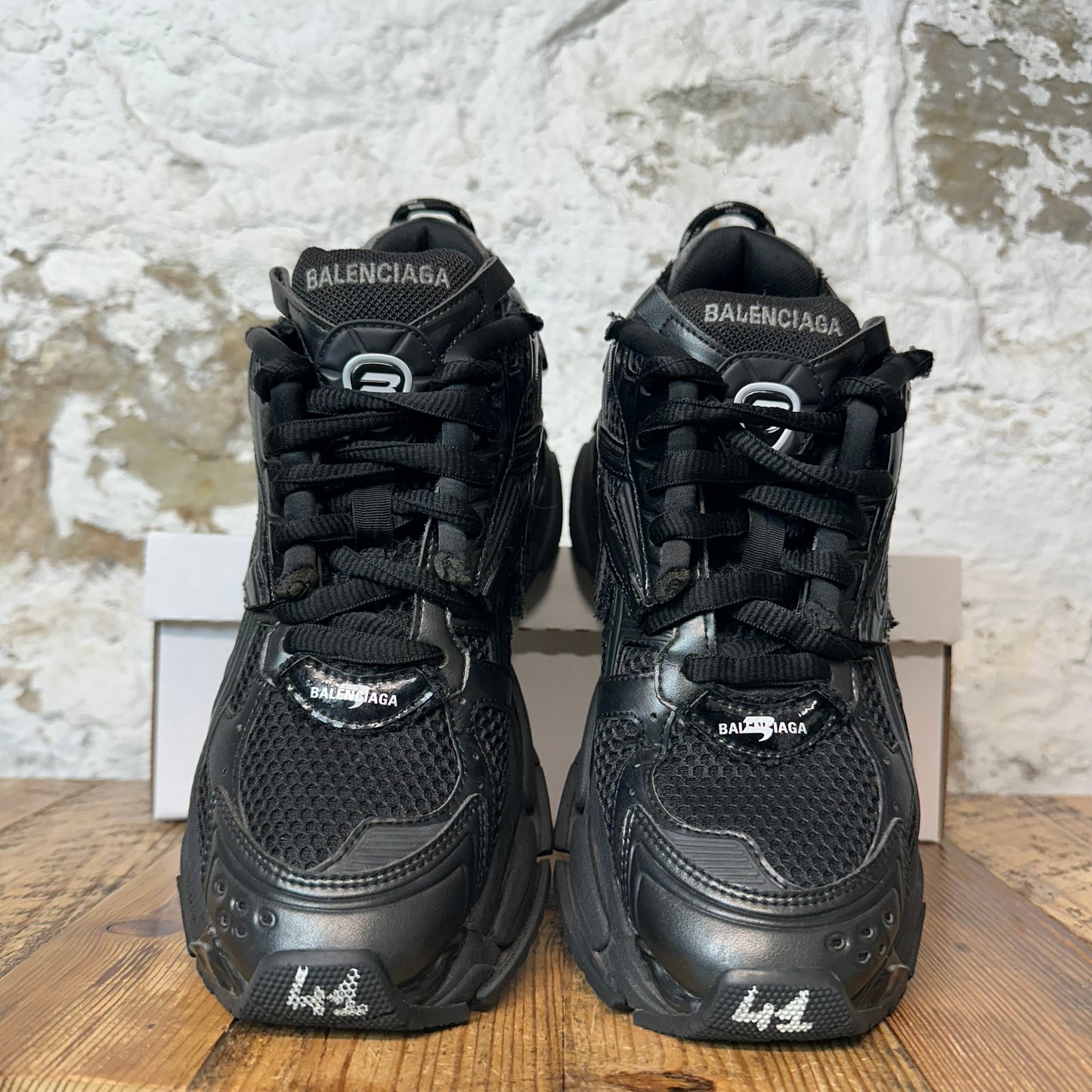 Balenciaga Runner Triple Black Sneaker Sz 8 (41)