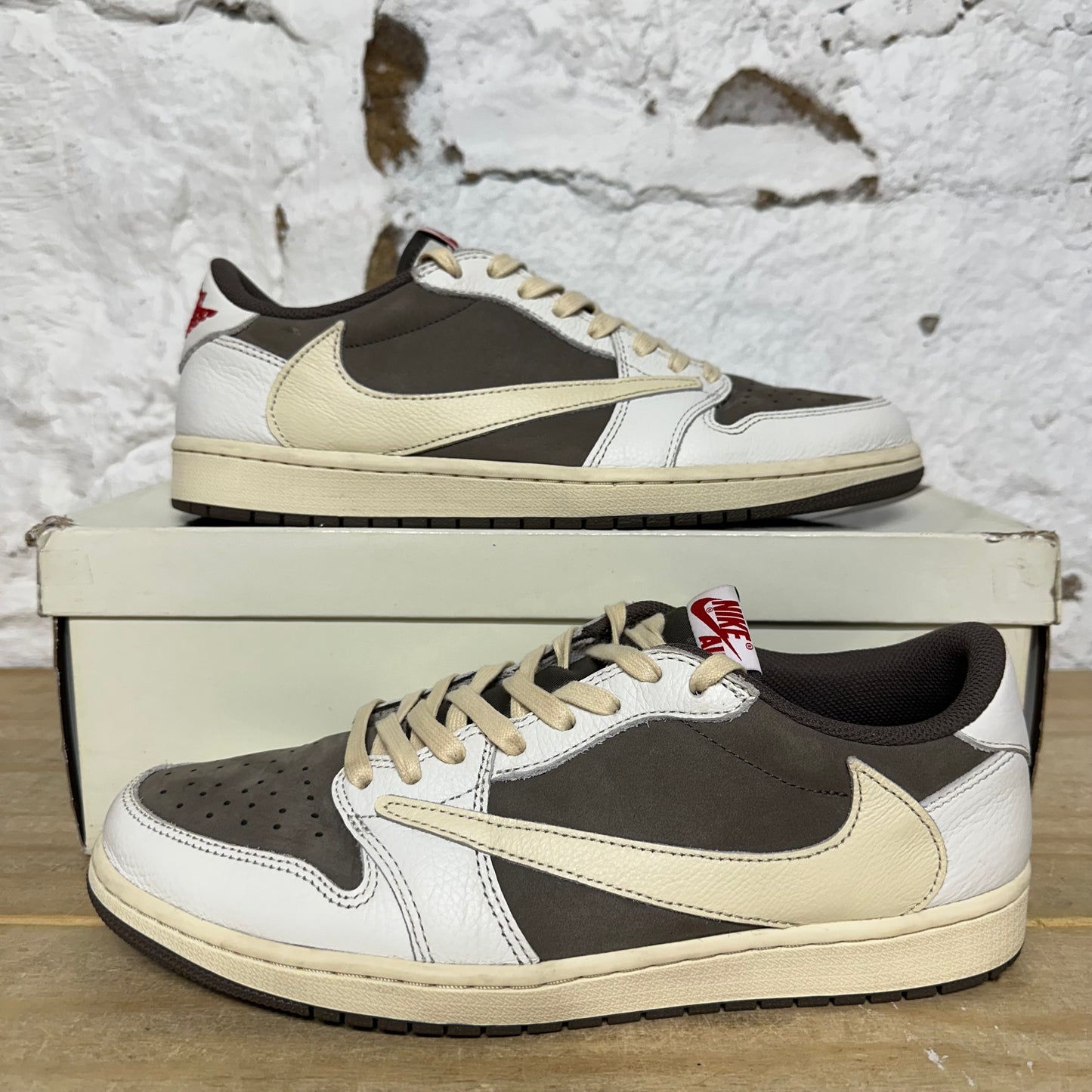 Air Jordan 1 Low Travis Scott Reverse Mocha Sz 11