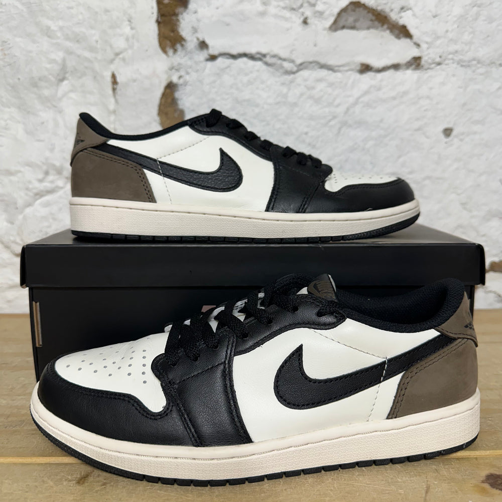 Air Jordan 1 Low Mocha Sz 8.5