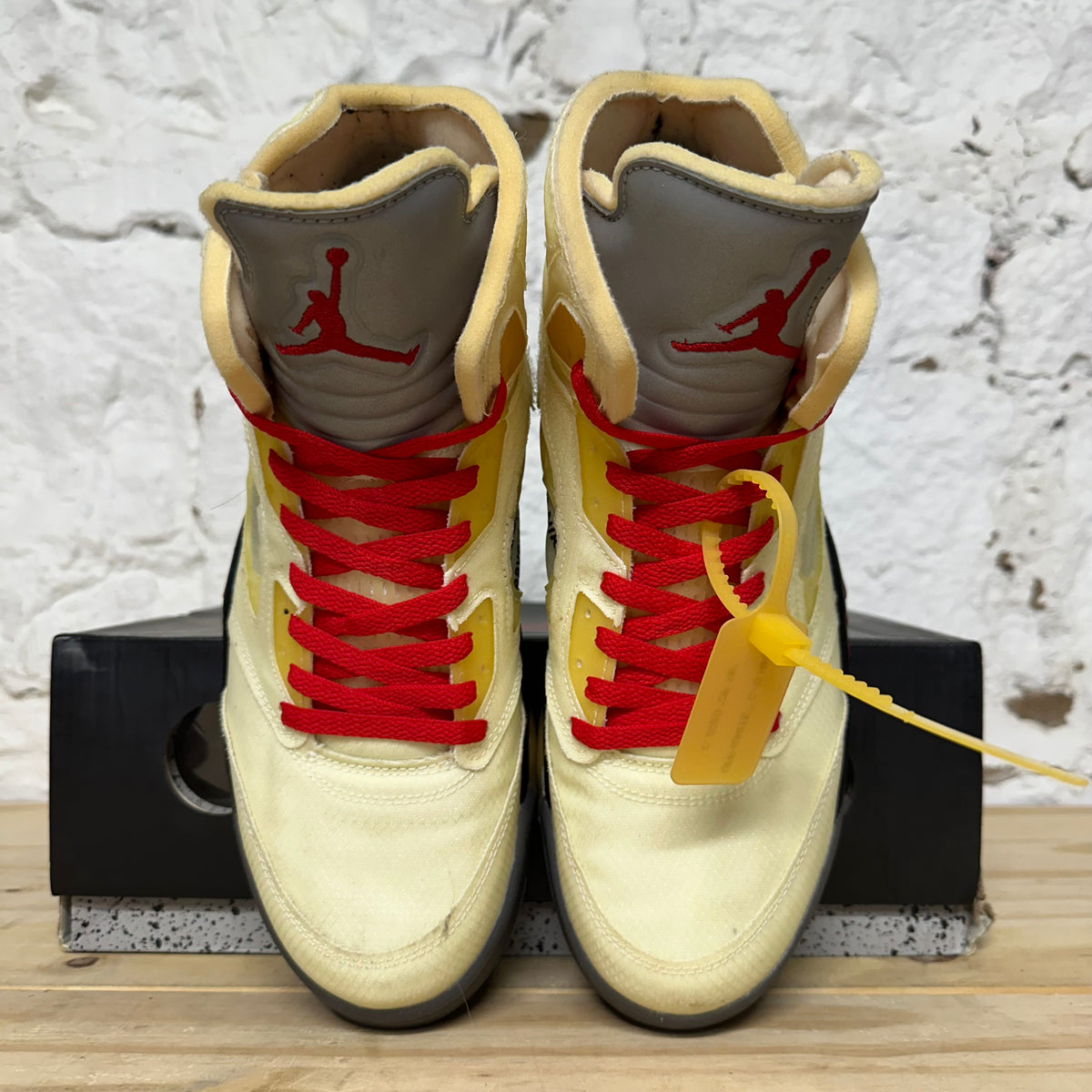 Air Jordan 5 Off-White Sail Sz 12.5
