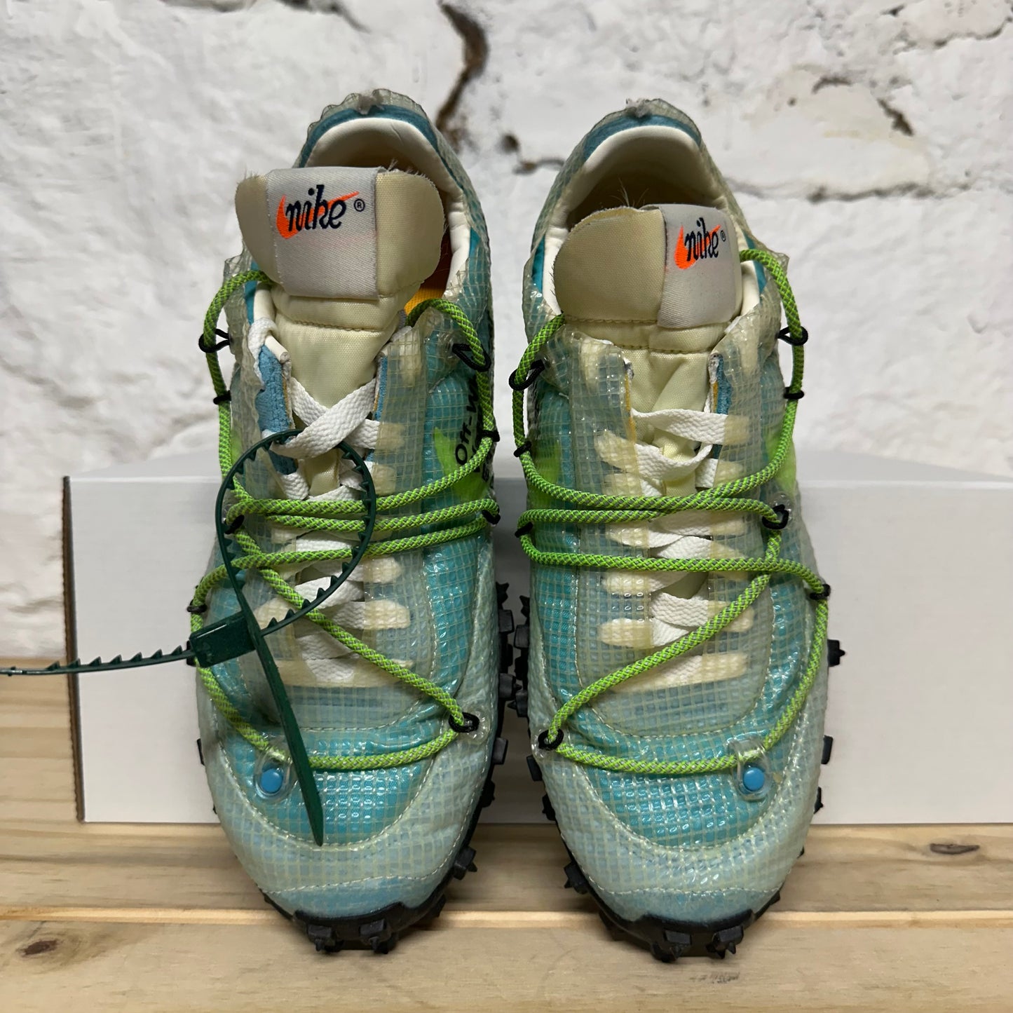 Nike Off White Waffle Racer Vivid Blue Sz 4.5 (6W)