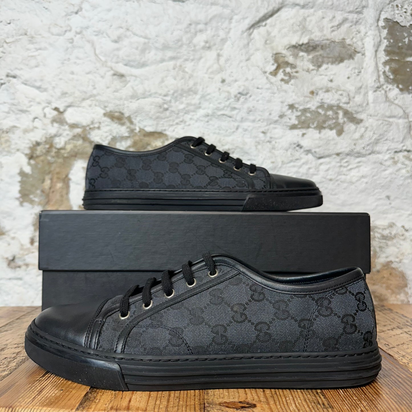 Gucci Low Black Monogram Sneaker Sz 9