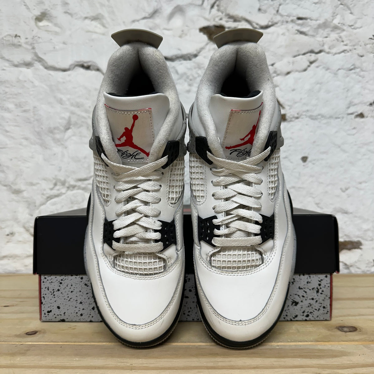 Air Jordan 4 White Cement (2025) Sz 8.5