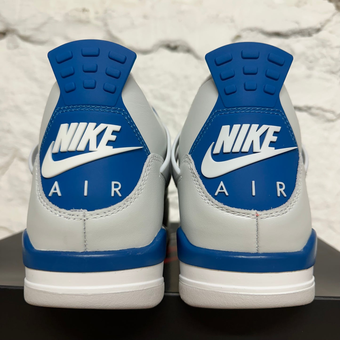 Air Jordan 4 Military Blue Sz 10.5 DS